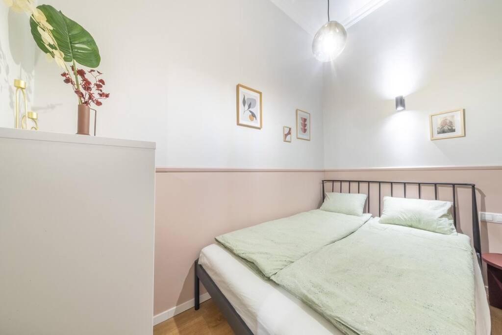 Ruby 3-Bedroom Best Location Budapest Exterior photo